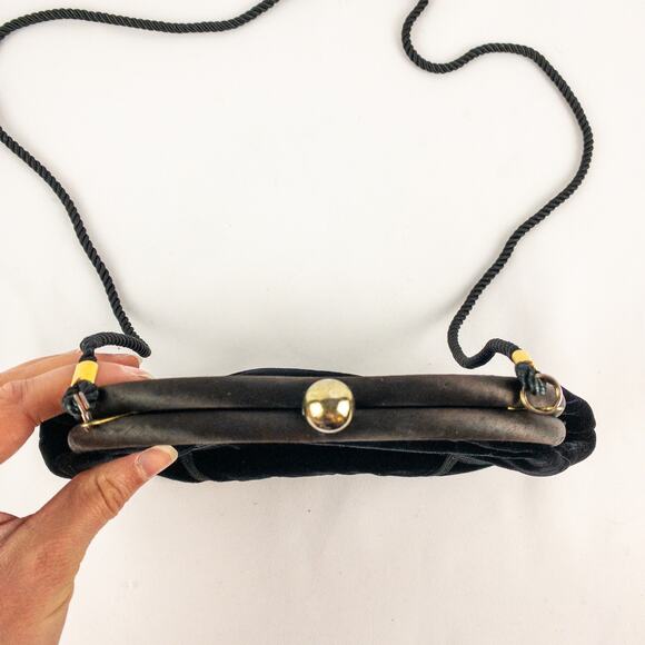 Liz Claiborne Vintage Y2K Black Velvet Purse Bag Womens One Size - Picture 6 of 15